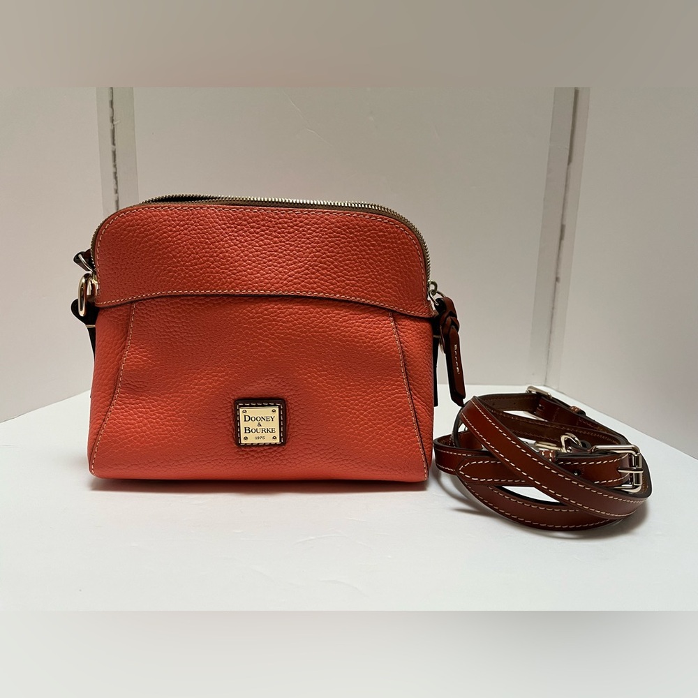 Pebble Grain Cameron Crossbody